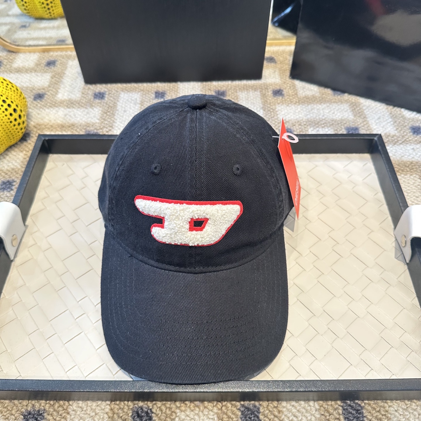 潮牌棒球帽 简单休闲风的棒球帽 减龄百搭 适配度很高！简单随性~出街拍照拗造型非常加分~男女同款 随意搭