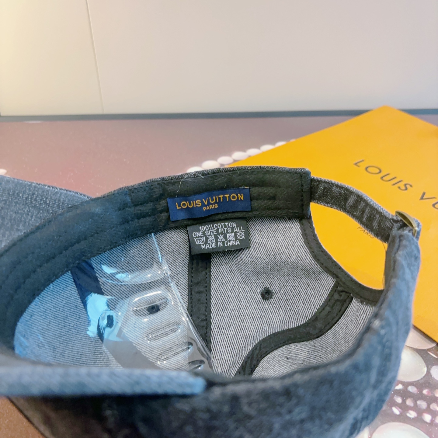 P63🧢路易威登棒球帽 LouisVuitton😍新款LV棒球帽，重工打造&hearts;️高端大气，百搭款🤗男女通用！