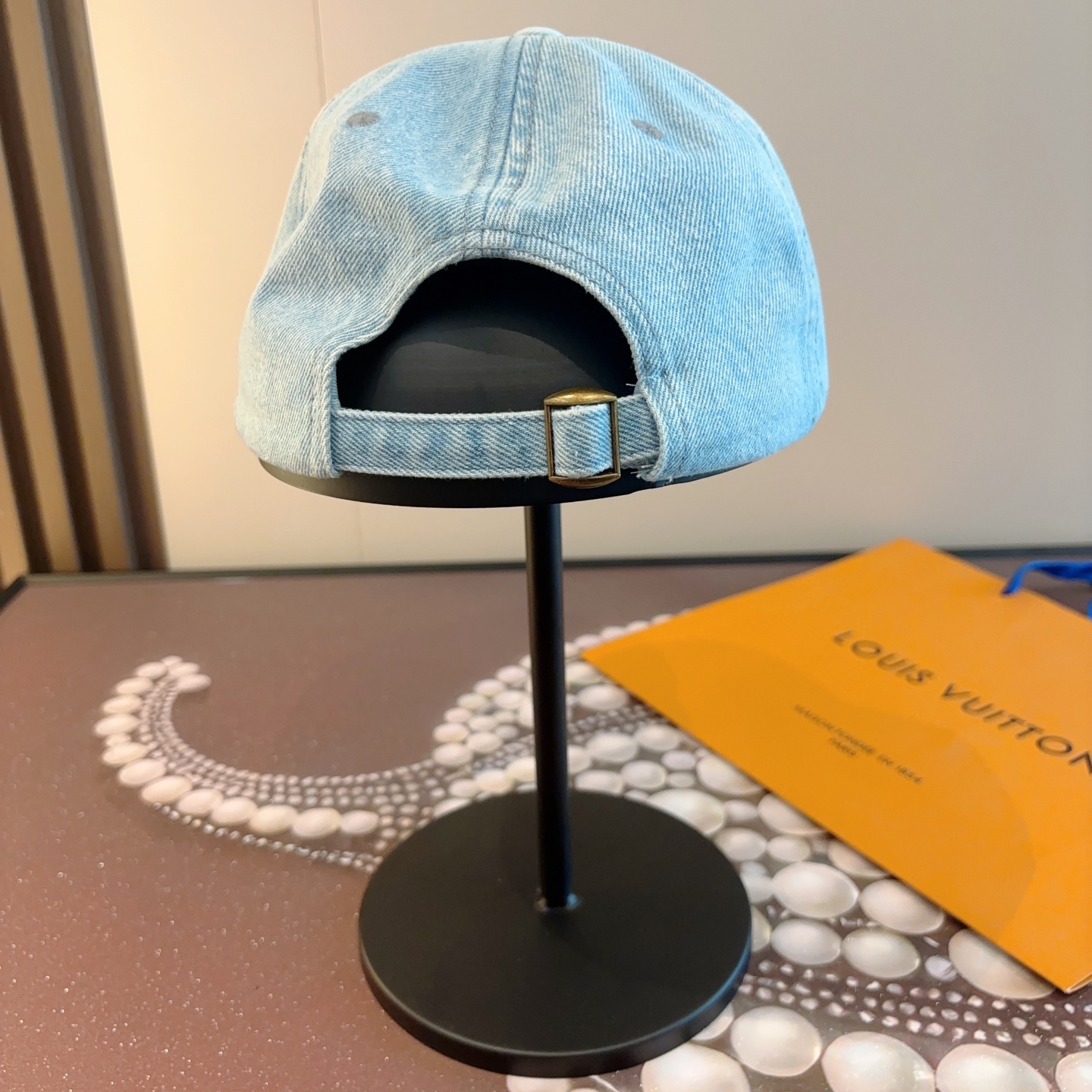 P63🧢路易威登棒球帽 LouisVuitton😍新款LV棒球帽，重工打造&hearts;️高端大气，百搭款🤗男女通用！