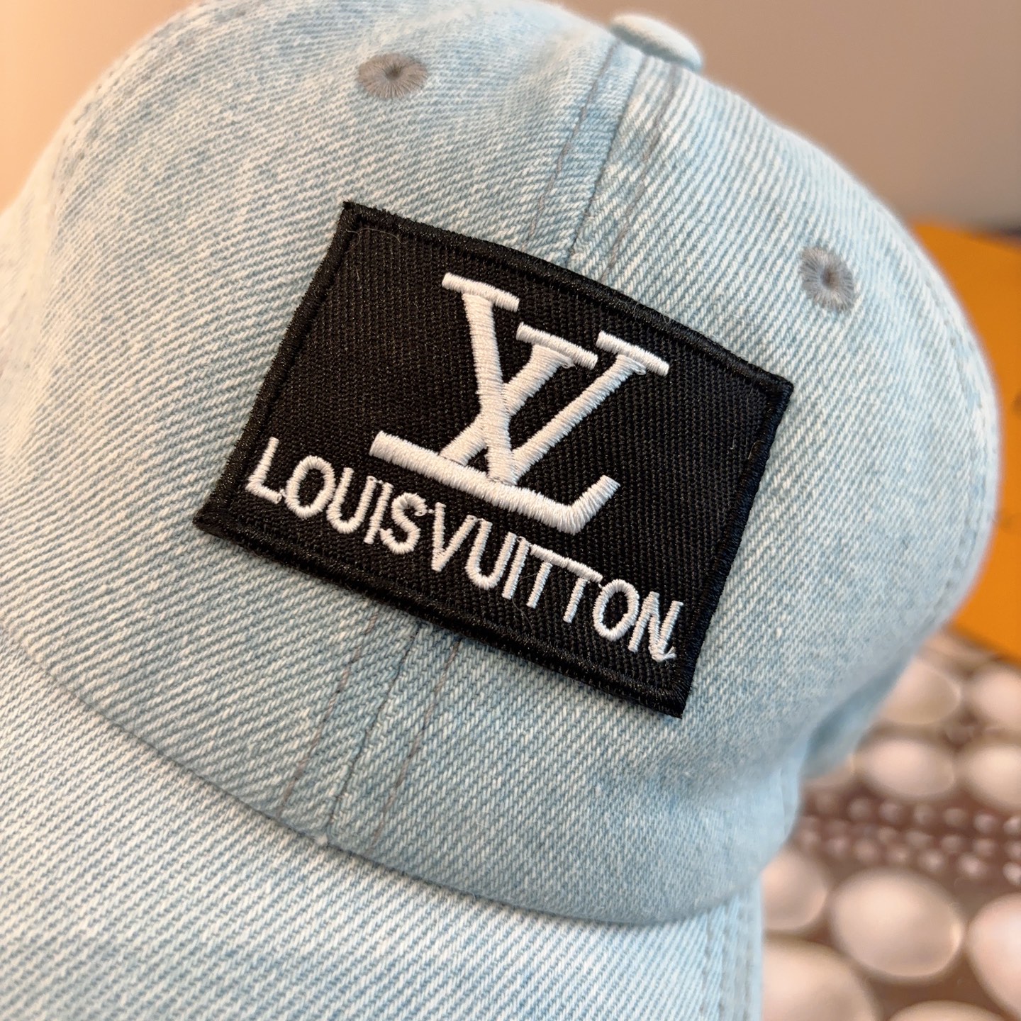 P63🧢路易威登棒球帽 LouisVuitton😍新款LV棒球帽，重工打造&hearts;️高端大气，百搭款🤗男女通用！