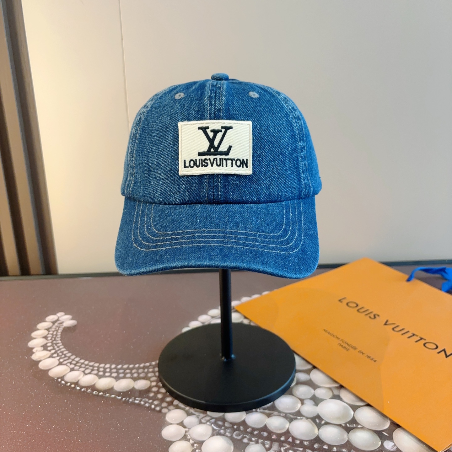 P63🧢路易威登棒球帽 LouisVuitton😍新款LV棒球帽，重工打造&hearts;️高端大气，百搭款🤗男女通用！