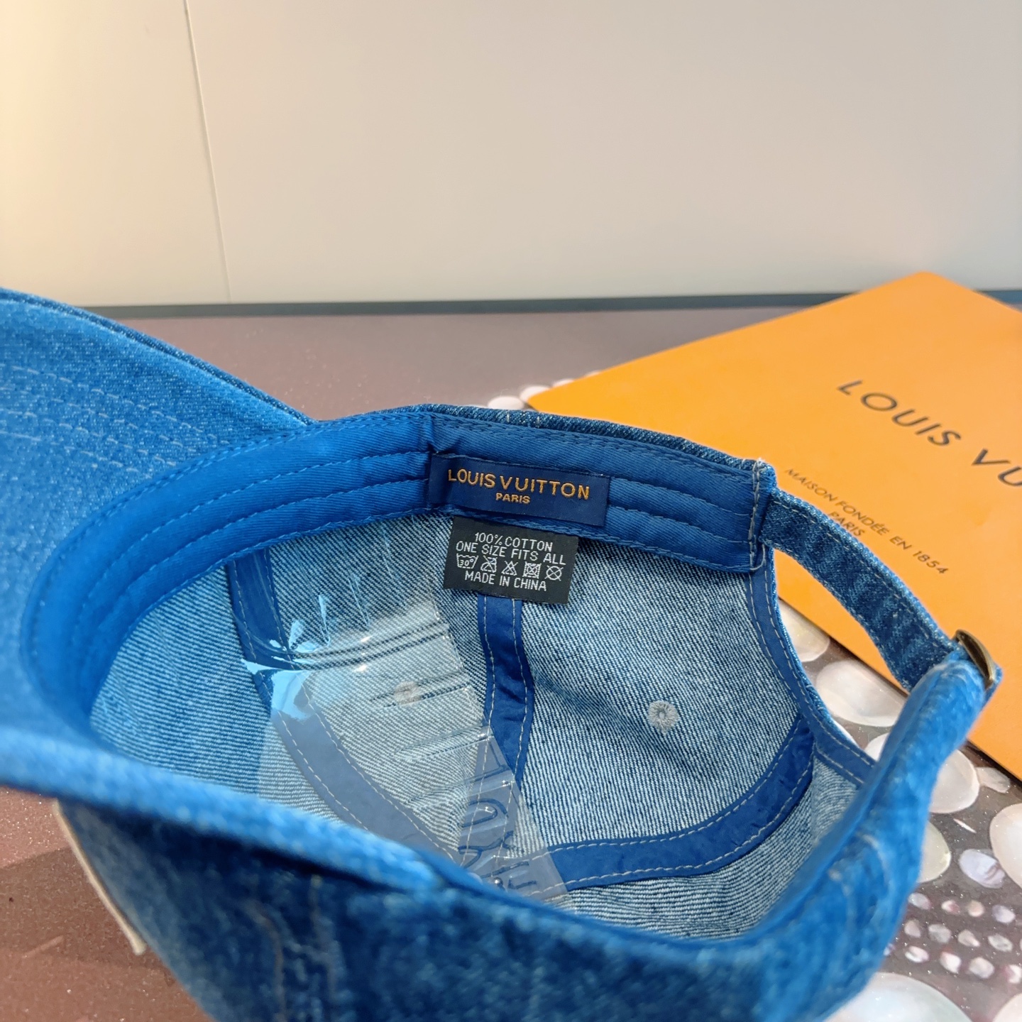 P63🧢路易威登棒球帽 LouisVuitton😍新款LV棒球帽，重工打造&hearts;️高端大气，百搭款🤗男女通用！