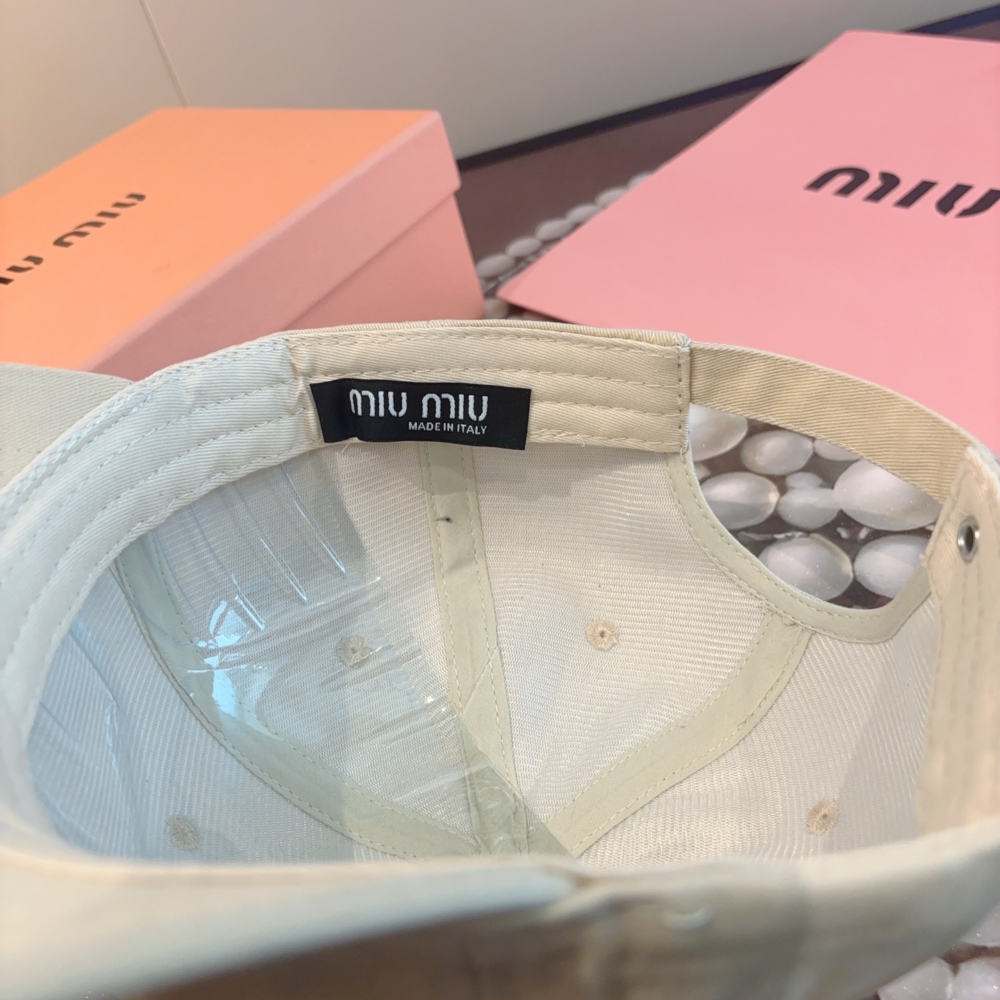 谬谬miumiu 原单 新款棒球帽，正品开模订制，原版做工细致质量超赞！