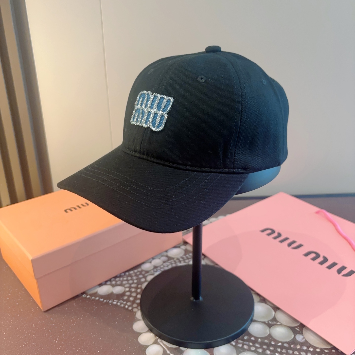 谬谬miumiu 原单 新款棒球帽，正品开模订制，原版做工细致质量超赞！