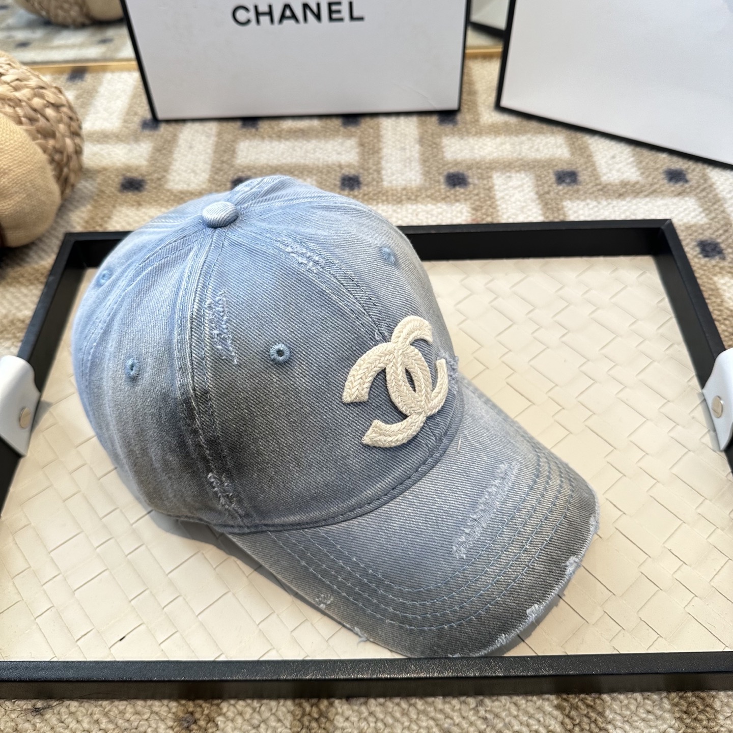 Chanel 新款简约棒球帽，新款 ， 款超好搭配，赶紧入手