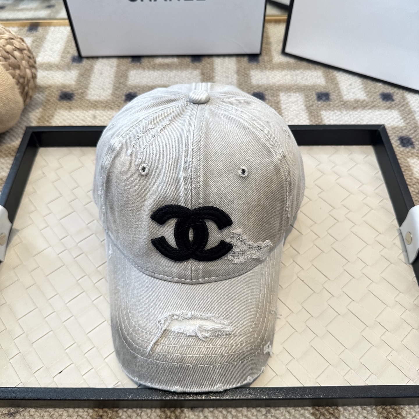 Chanel 新款简约棒球帽，新款 ， 款超好搭配，赶紧入手