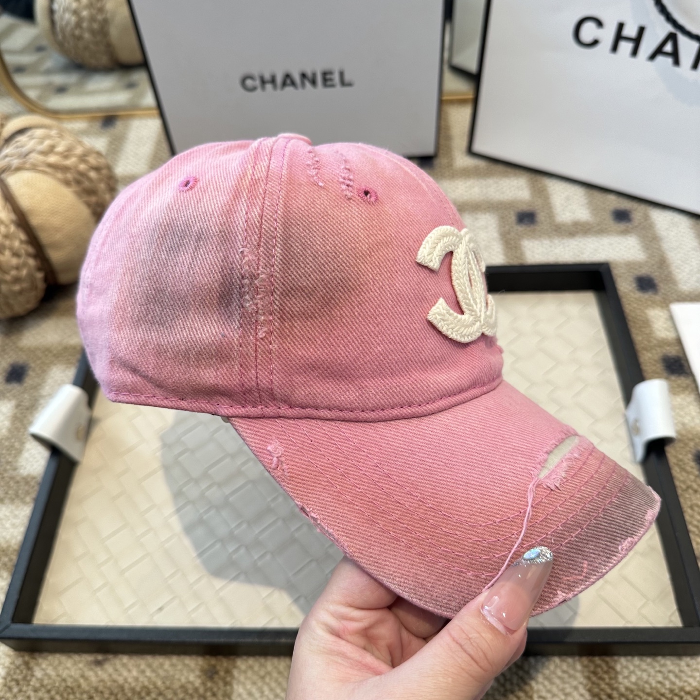 CHANEL香奈儿 新款简约棒球帽，新款出货，大牌款超好搭配，赶紧入手！
