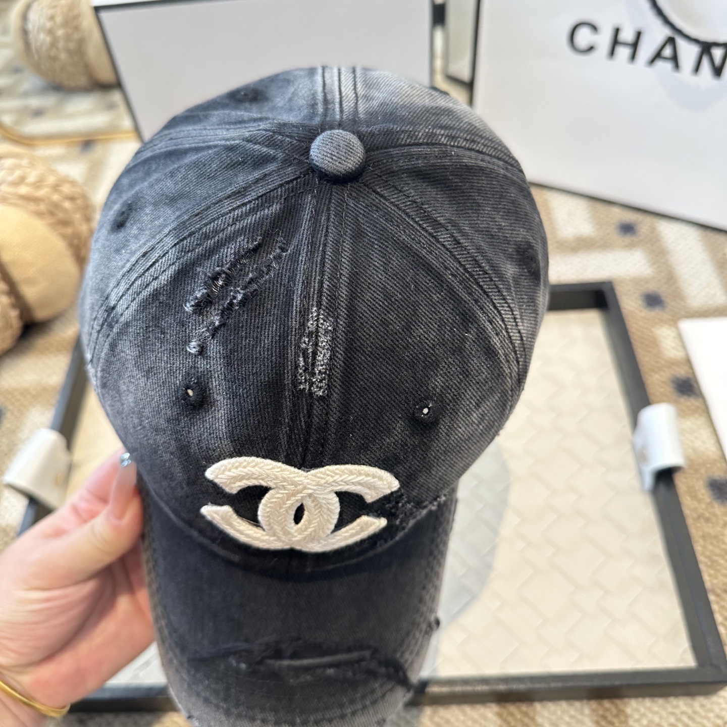 CHANEL香奈儿 新款简约棒球帽，新款出货，大牌款超好搭配，赶紧入手！
