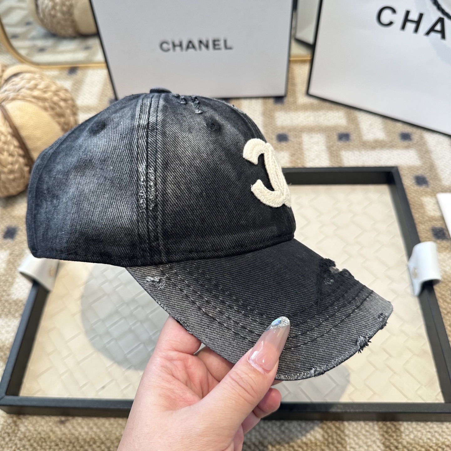 CHANEL香奈儿 新款简约棒球帽，新款出货，大牌款超好搭配，赶紧入手！