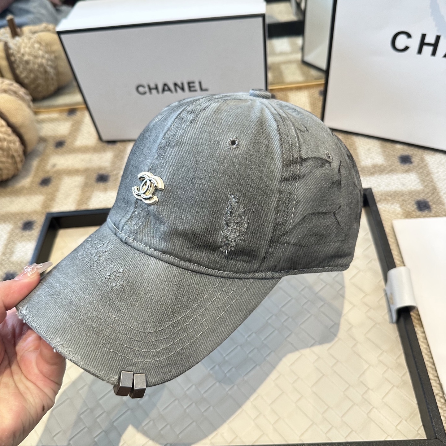 CHANEL香奈儿 新款简约棒球帽，新款出货，大牌款超好搭配，赶紧入手！