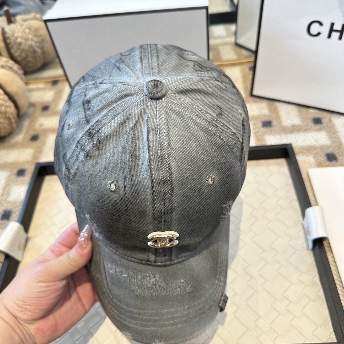 CHANEL香奈儿 新款简约棒球帽，新款出货，大牌款超好搭配，赶紧入手！