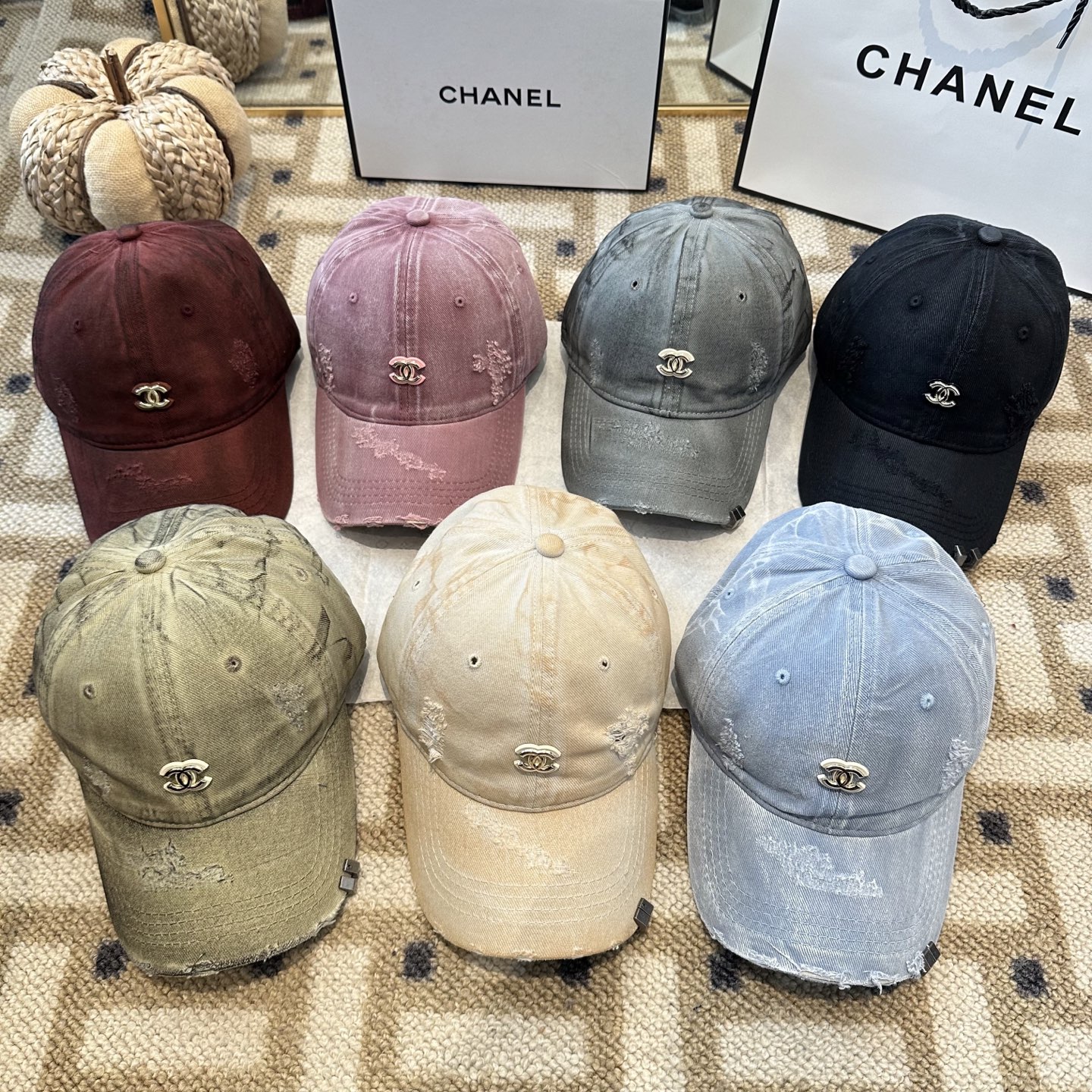 CHANEL香奈儿 新款简约棒球帽，新款出货，大牌款超好搭配，赶紧入手！