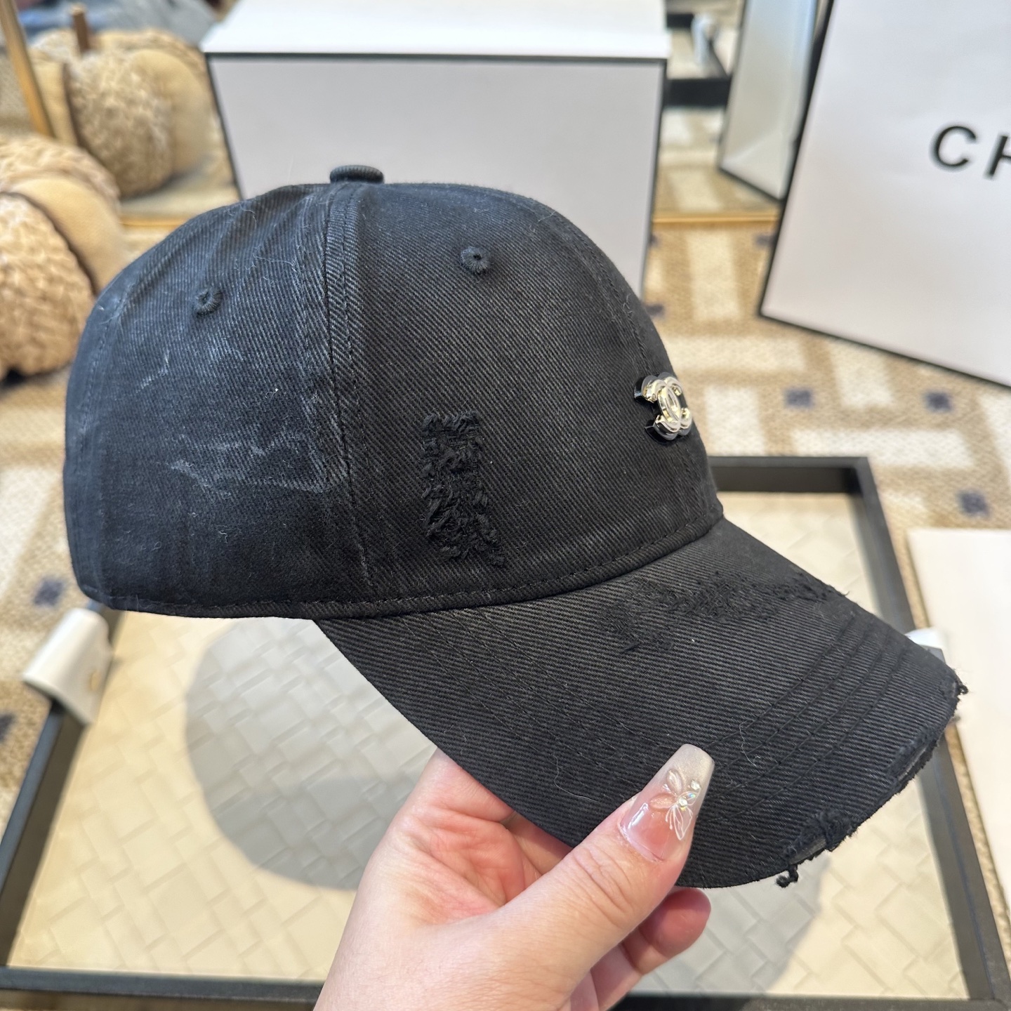 CHANEL香奈儿 新款简约棒球帽，新款出货，大牌款超好搭配，赶紧入手！