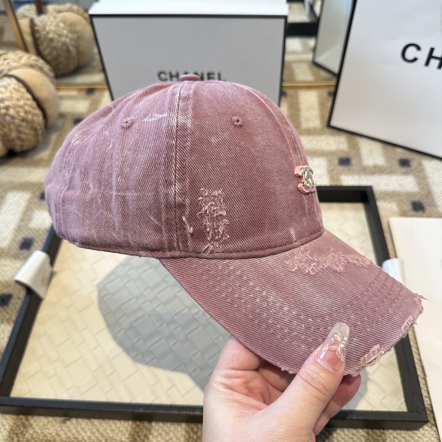 CHANEL香奈儿 新款简约棒球帽，新款出货，大牌款超好搭配，赶紧入手！