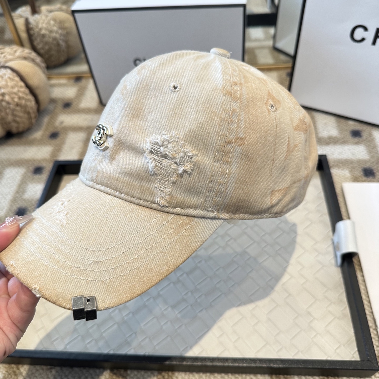 CHANEL香奈儿 新款简约棒球帽，新款出货，大牌款超好搭配，赶紧入手！