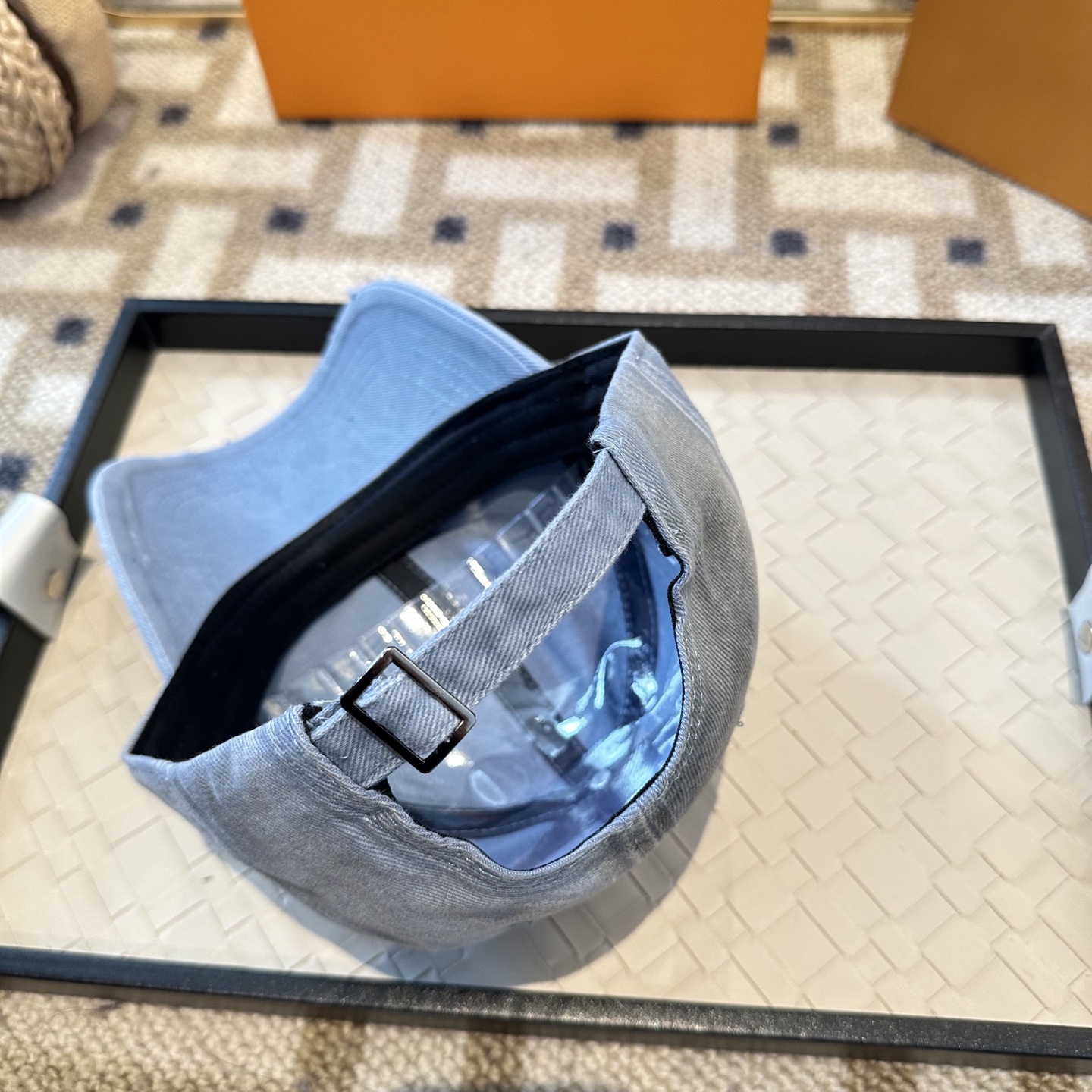 🧢路易威登棒球帽 LouisVuitton😍新款LV棒球帽，重工打造♥️高端大气，百搭款🤗男女通用！