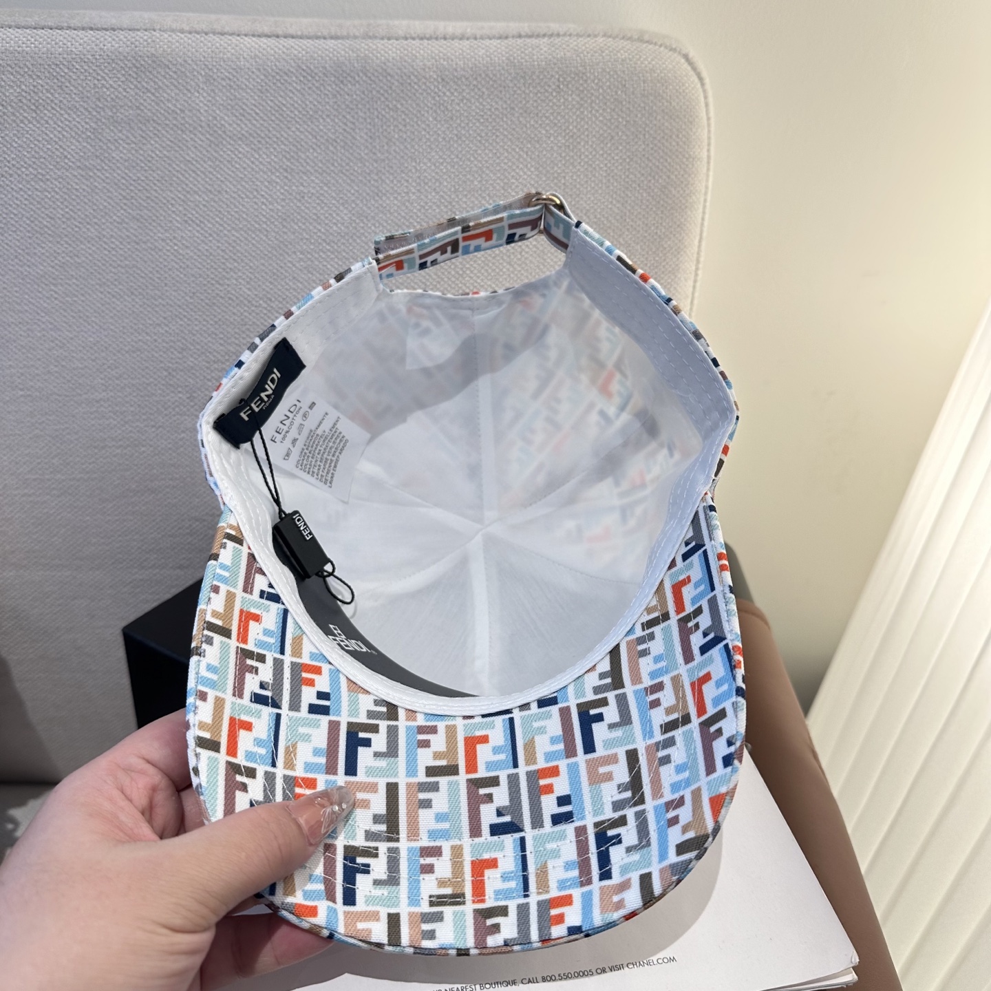 FENDI芬迪 新款棒球帽🧢 经典FF中古单品，气质穿搭单品，质量杠杠👍