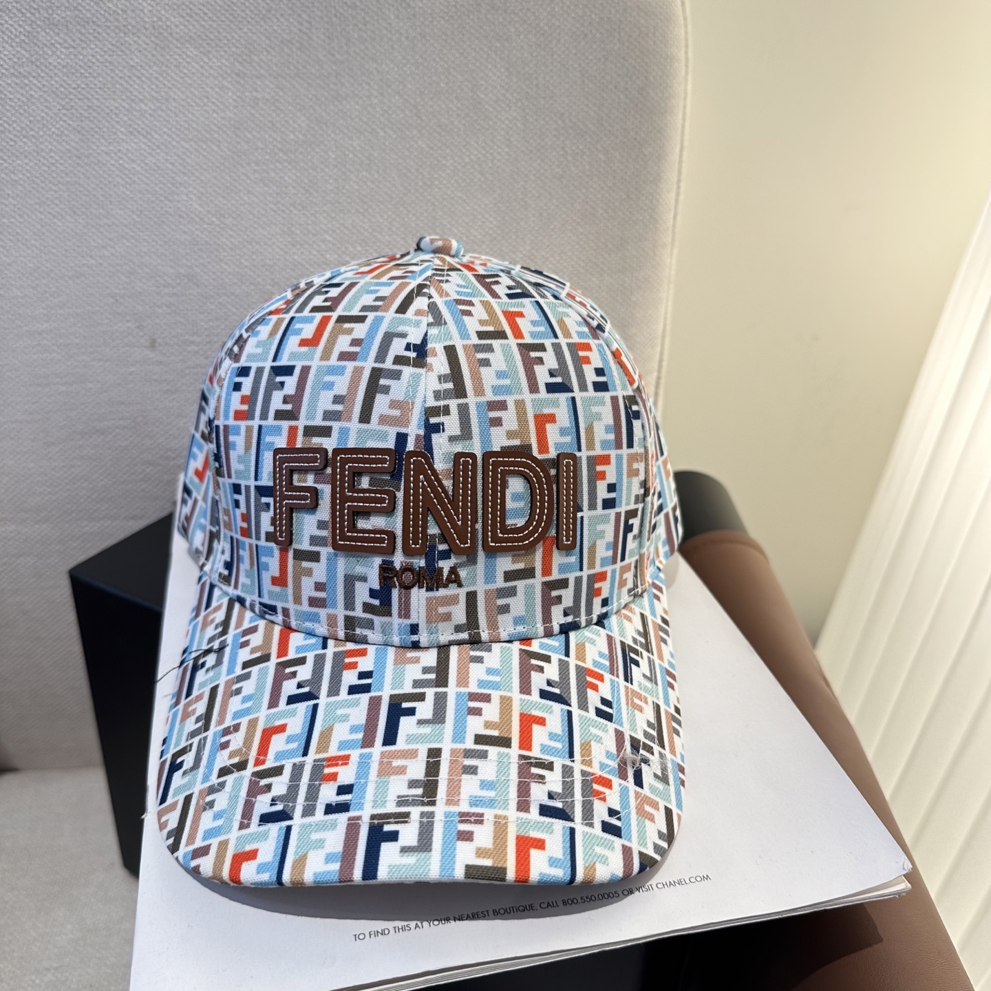 FENDI芬迪 新款棒球帽🧢 经典FF中古单品，气质穿搭单品，质量杠杠👍