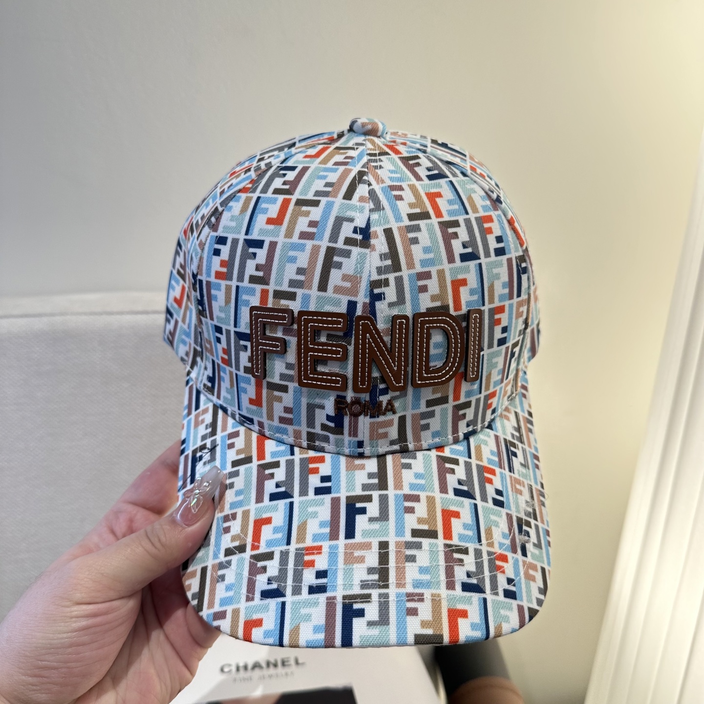 FENDI芬迪 新款棒球帽🧢 经典FF中古单品，气质穿搭单品，质量杠杠👍