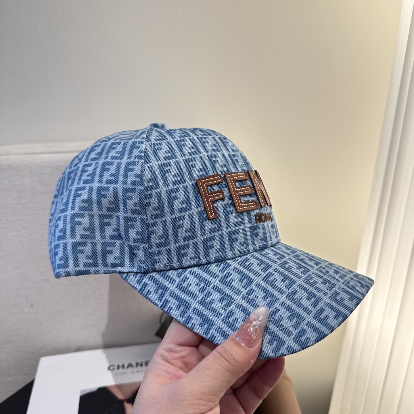 FENDI芬迪 新款棒球帽🧢 经典FF中古单品，气质穿搭单品，质量杠杠👍