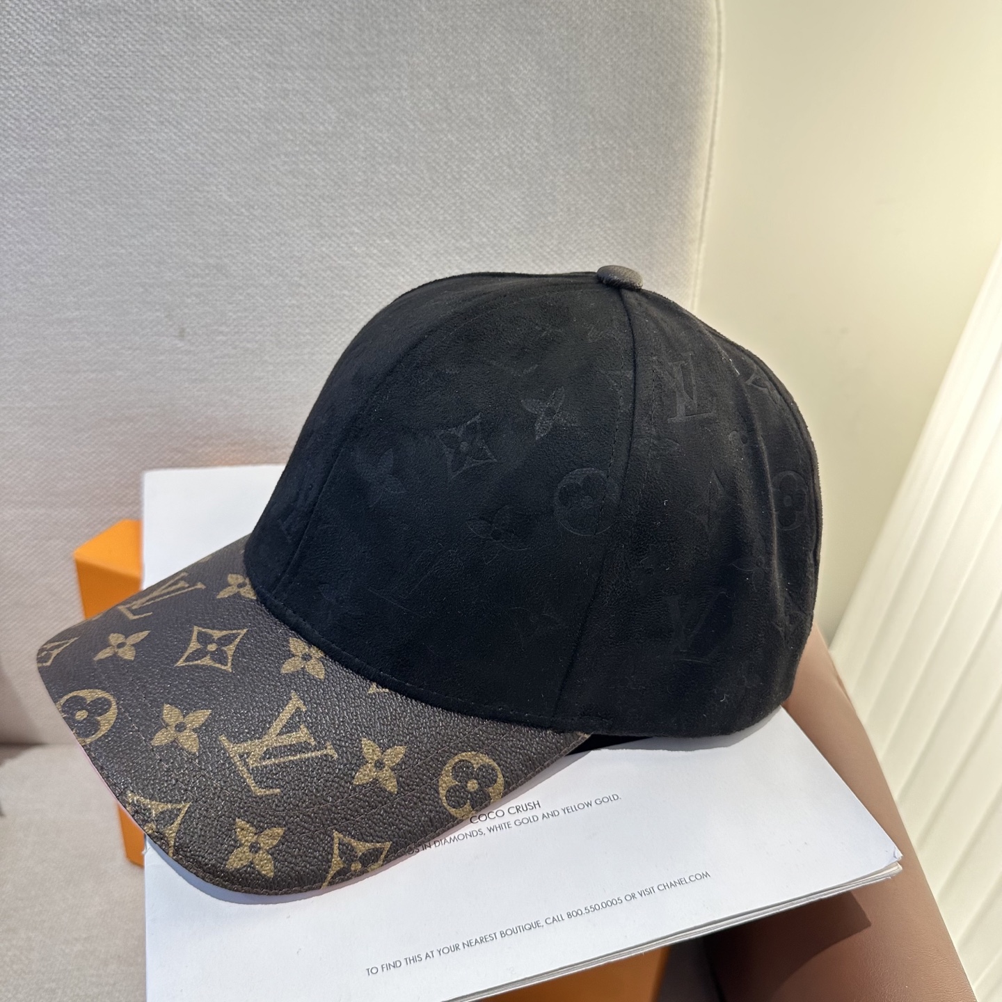 🧢路易威登棒球帽 LouisVuitton😍新款LV棒球帽，重工打造♥️高端大气，百搭款🤗男女通用！