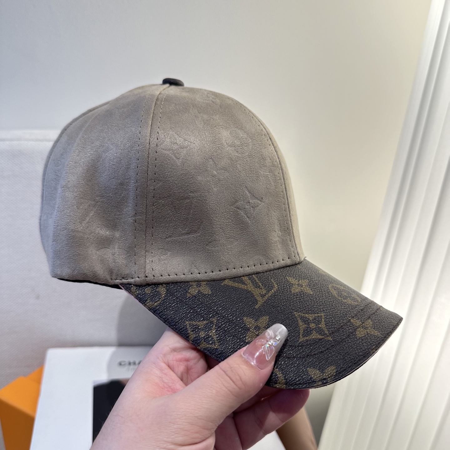 🧢路易威登棒球帽 LouisVuitton😍新款LV棒球帽，重工打造♥️高端大气，百搭款🤗男女通用！