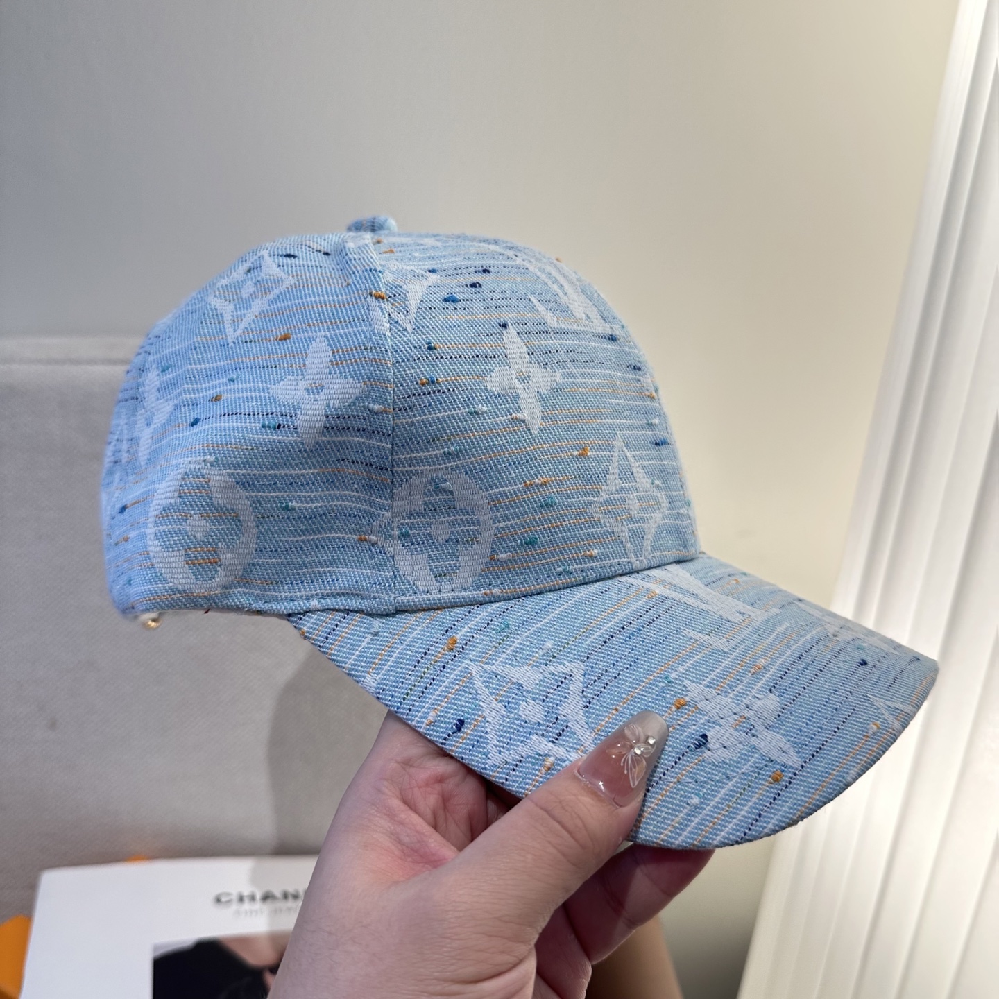🧢路易威登棒球帽 LouisVuitton😍新款LV棒球帽，重工打造♥️高端大气，百搭款🤗男女通用！