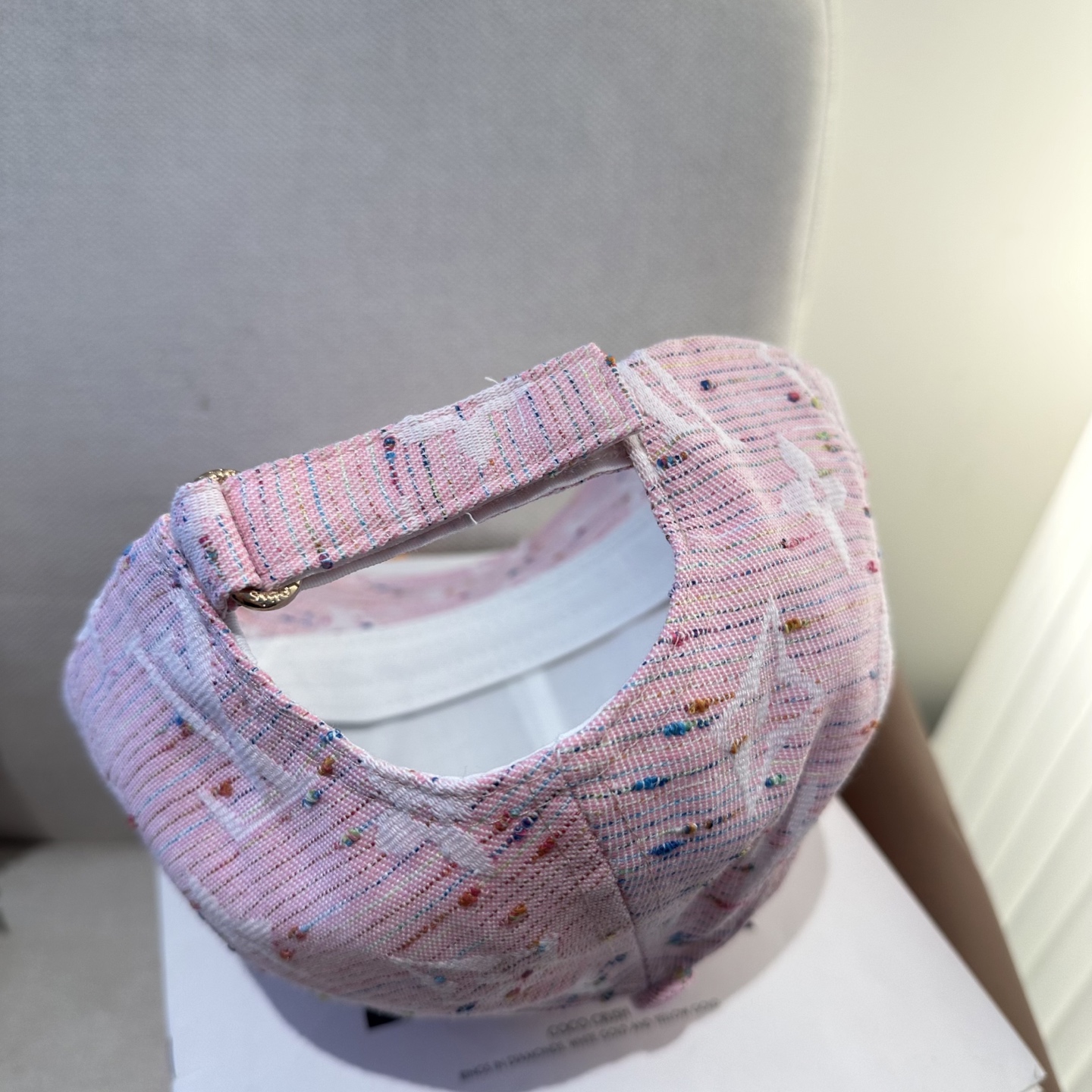 🧢路易威登棒球帽 LouisVuitton😍新款LV棒球帽，重工打造♥️高端大气，百搭款🤗男女通用！