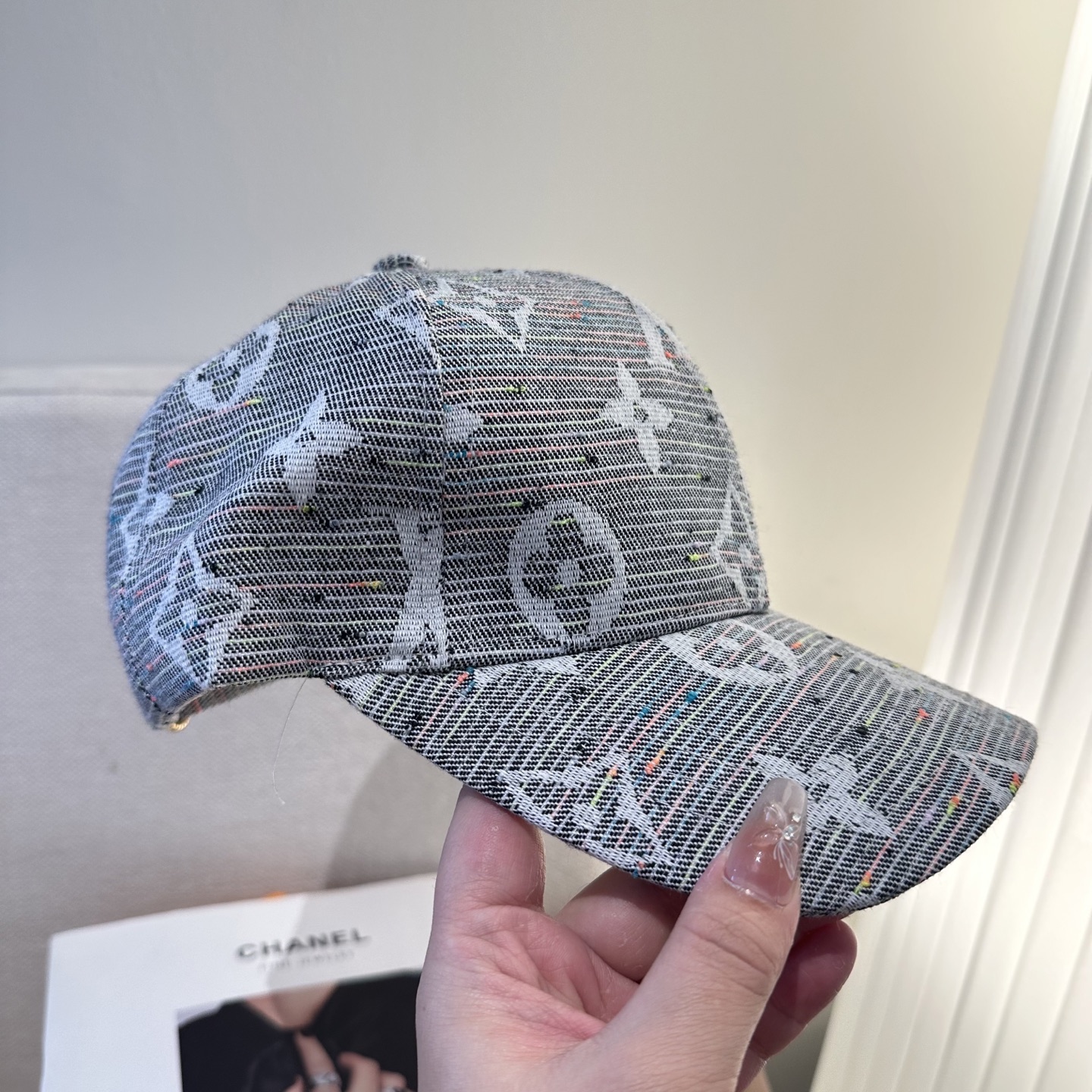 🧢路易威登棒球帽 LouisVuitton😍新款LV棒球帽，重工打造♥️高端大气，百搭款🤗男女通用！