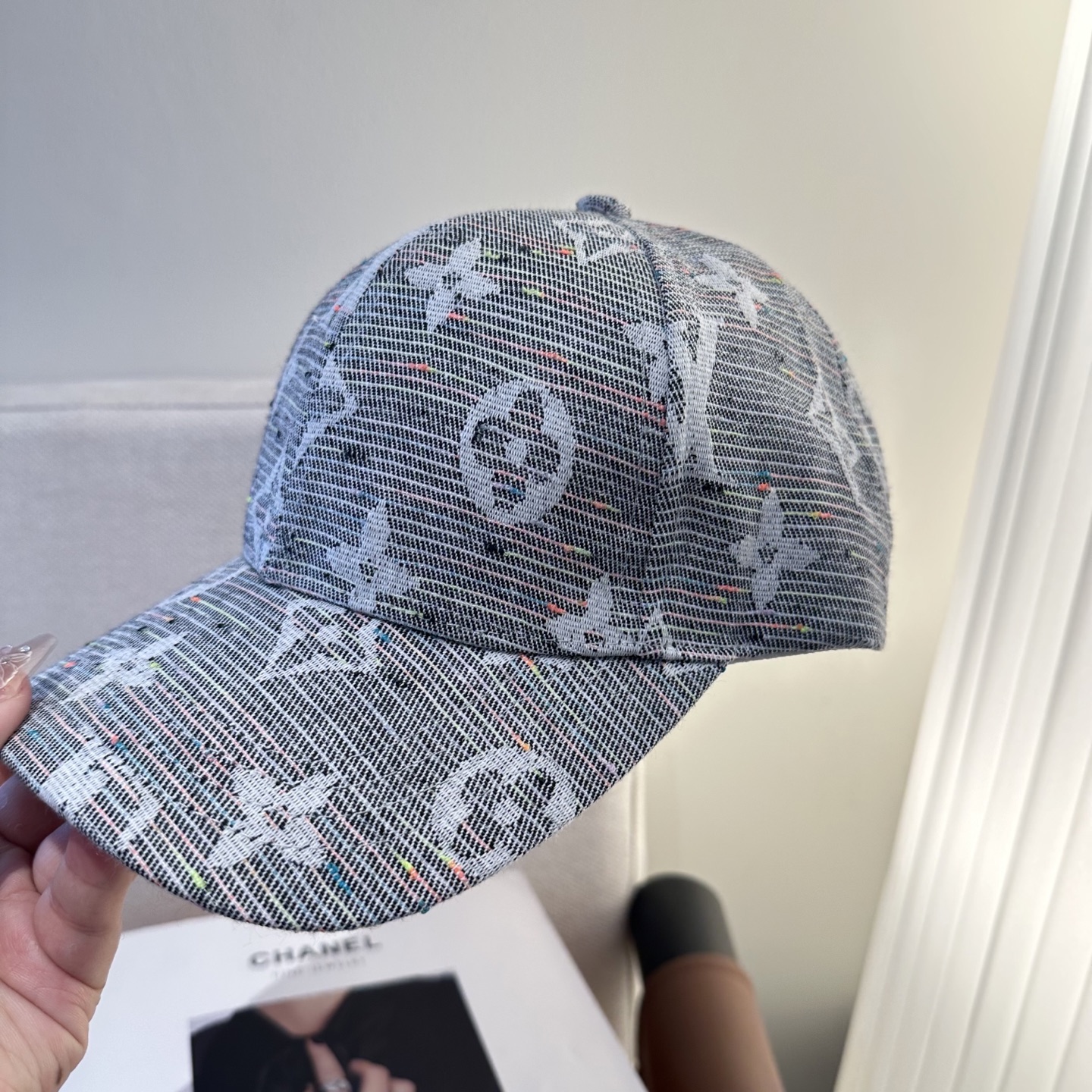 🧢路易威登棒球帽 LouisVuitton😍新款LV棒球帽，重工打造♥️高端大气，百搭款🤗男女通用！