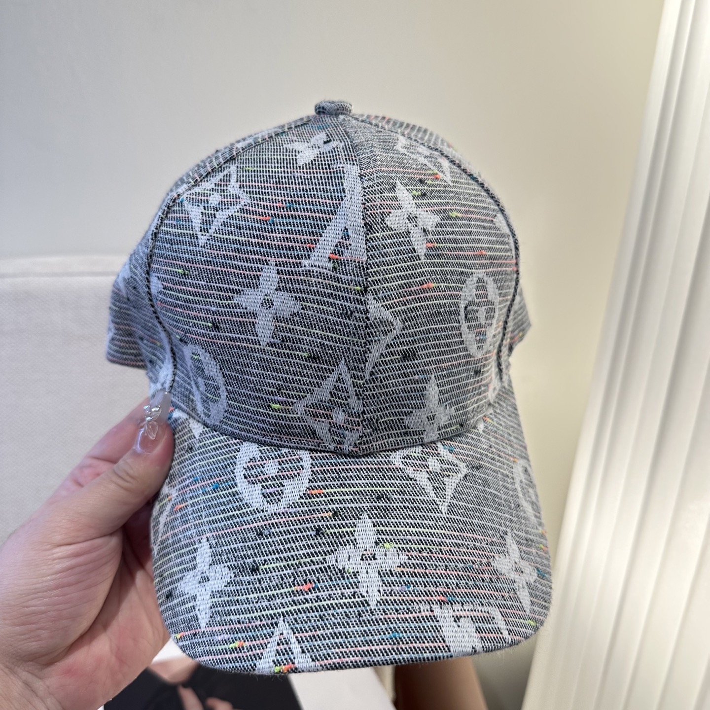 Louis Vuitton LouisVuitton 新款LV棒球帽，重工打造 高端 ，百搭款