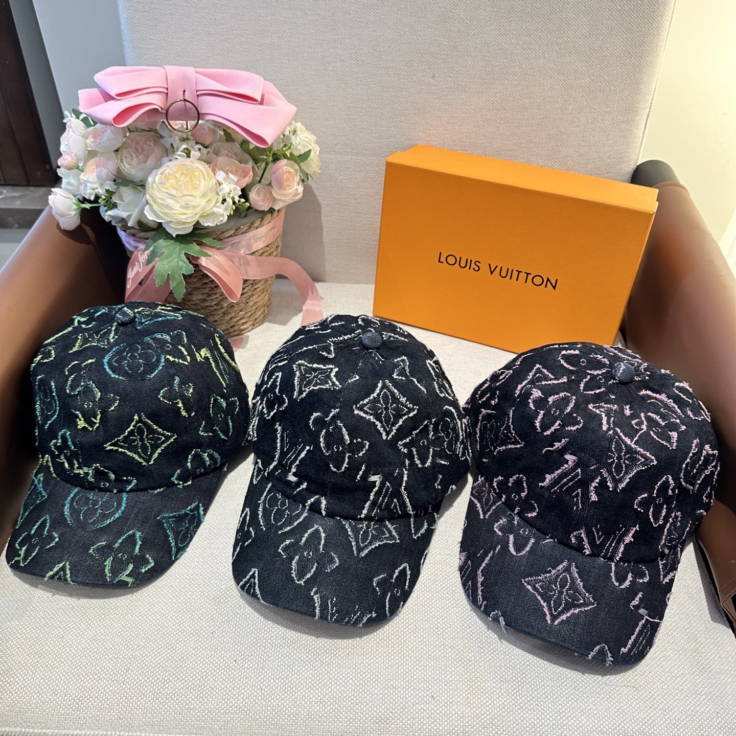 Louis Vuitton LouisVuitton 新款LV棒球帽，重工打造 高端 ，百搭款