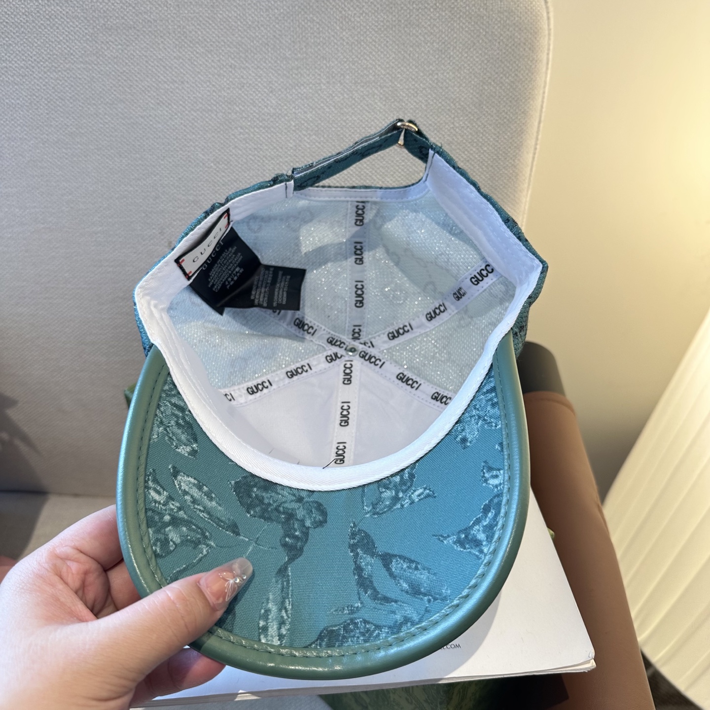 🧢GUCCI古奇棒球帽 😍新款棒球帽，重工打造♥️高端大气，百搭款🤗男女通用！