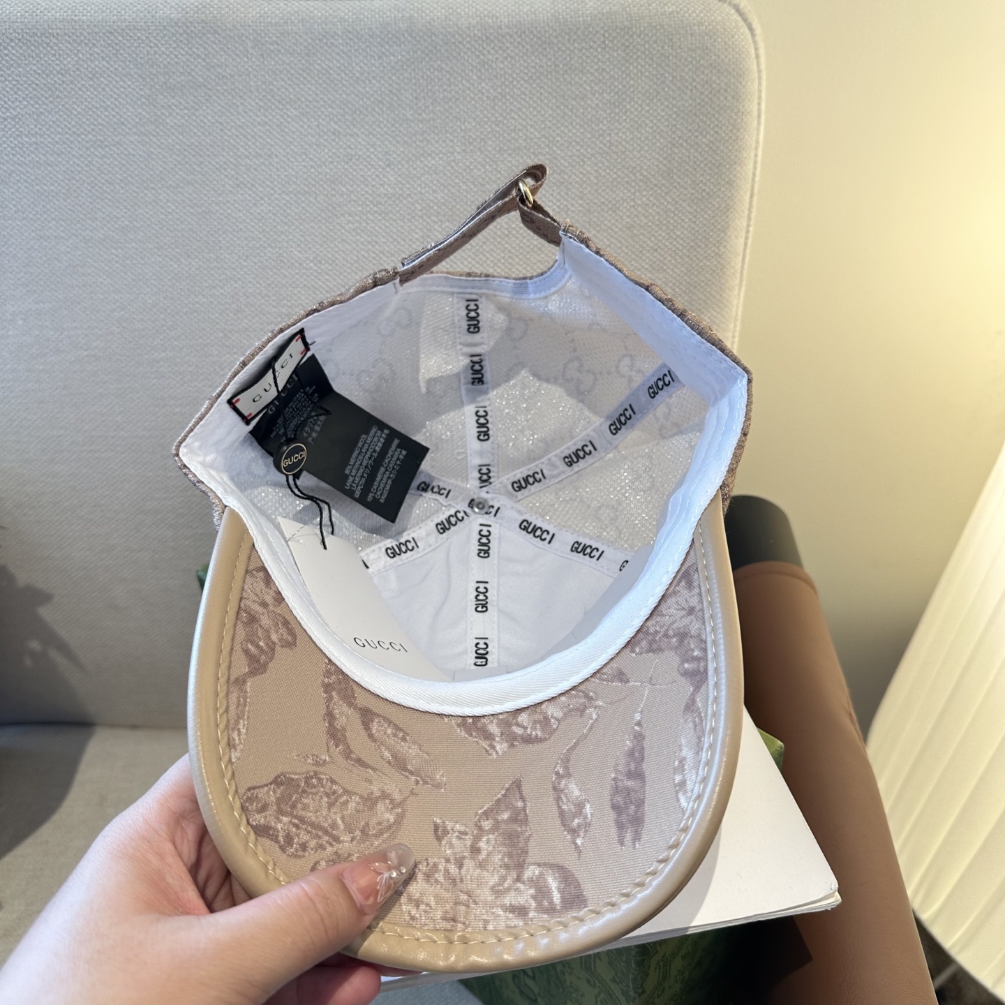 🧢GUCCI古奇棒球帽 😍新款棒球帽，重工打造♥️高端大气，百搭款🤗男女通用！