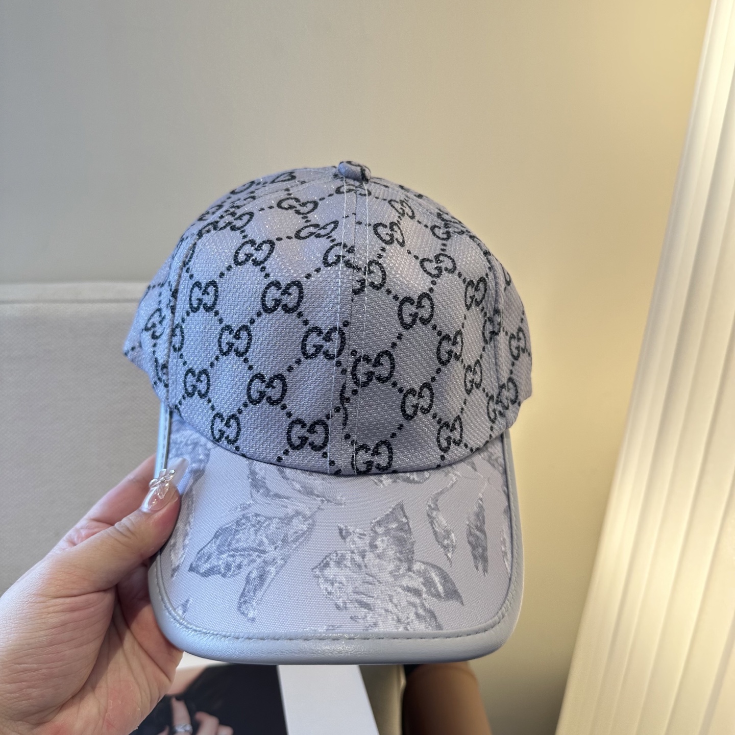🧢GUCCI古奇棒球帽 😍新款棒球帽，重工打造♥️高端大气，百搭款🤗男女通用！
