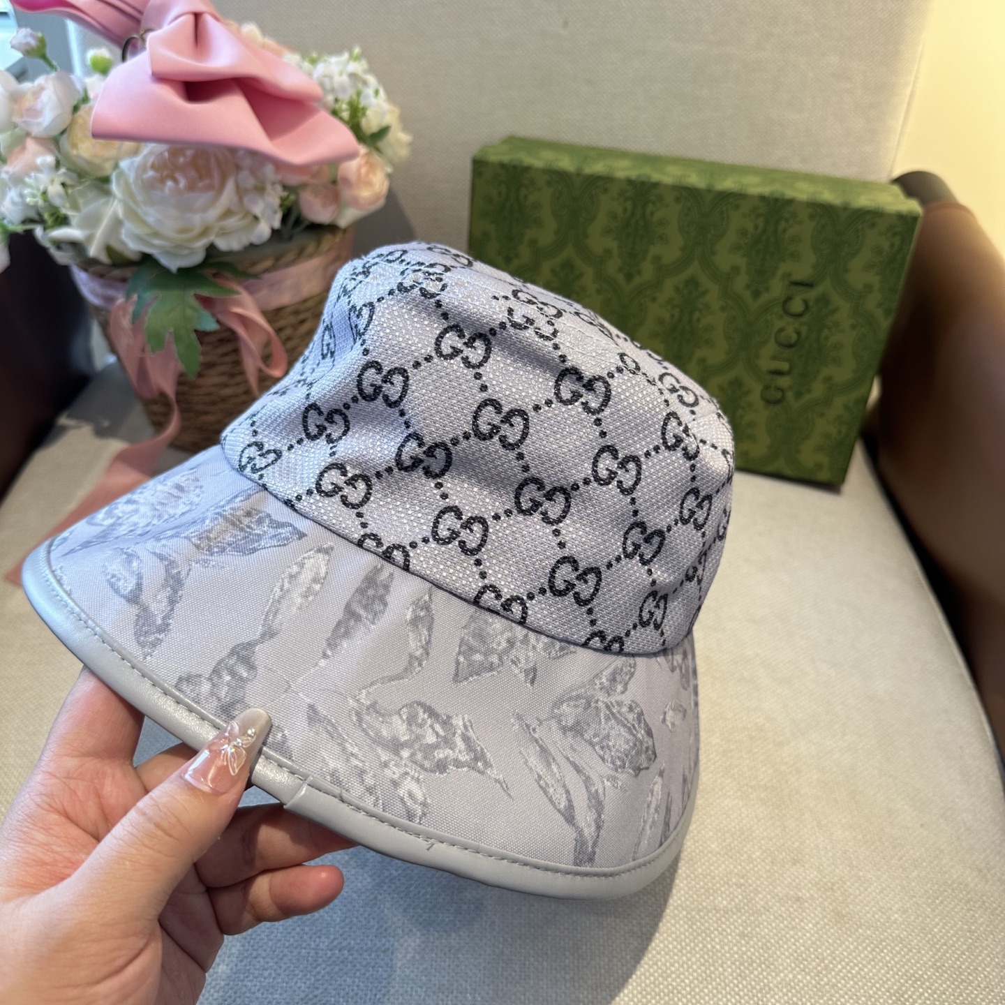 原单品质GUCCI古奇渔夫帽👒官网新品Gucci渔夫帽火爆来袭 工艺非常精美 高档大气上档次！低调奢华，