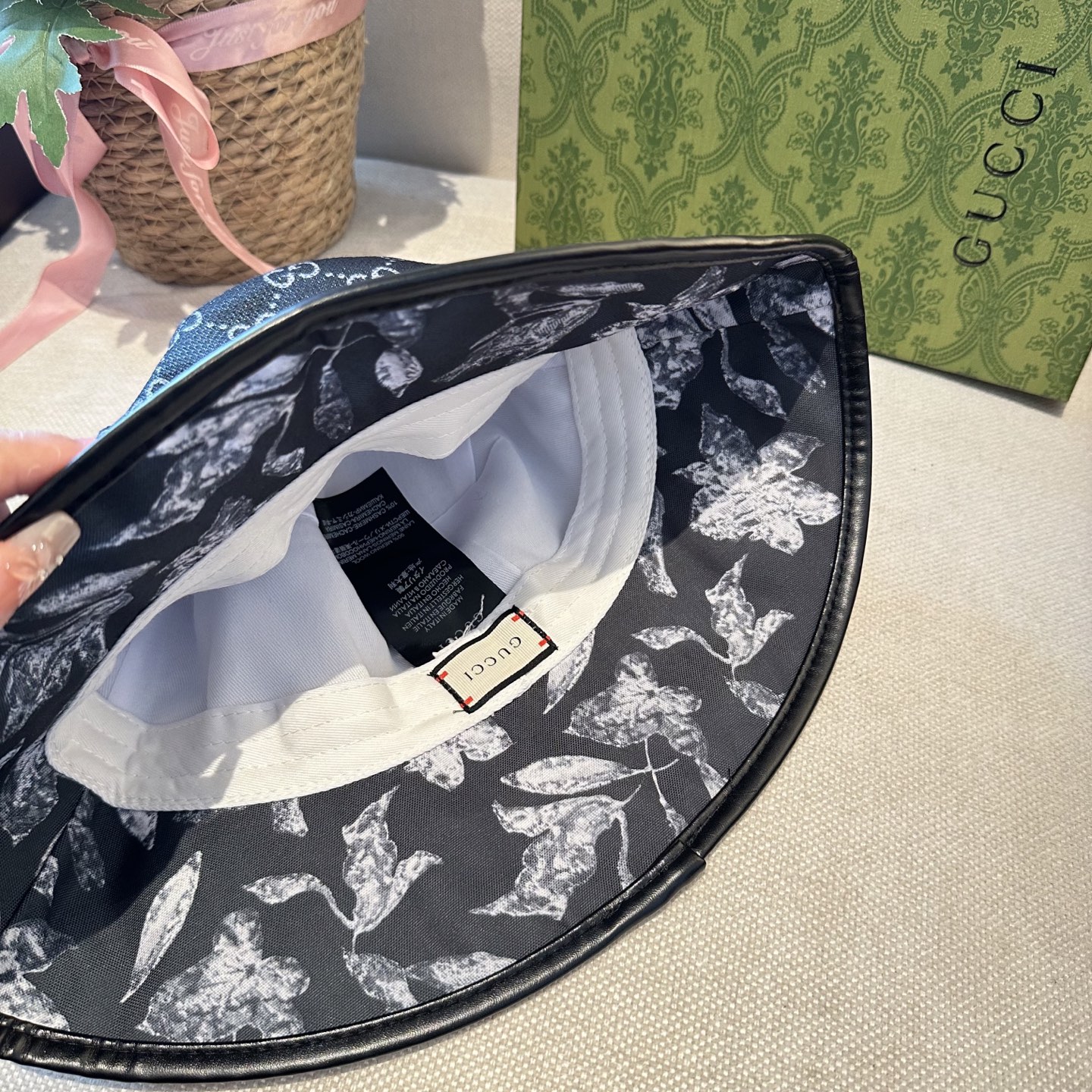 原单品质GUCCI古奇渔夫帽👒官网新品Gucci渔夫帽火爆来袭 工艺非常精美 高档大气上档次！低调奢华，