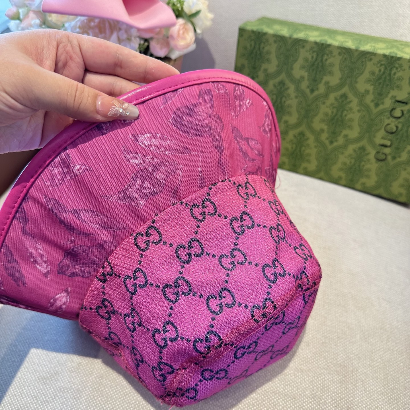 原单品质GUCCI古奇渔夫帽👒官网新品Gucci渔夫帽火爆来袭 工艺非常精美 高档大气上档次！低调奢华，