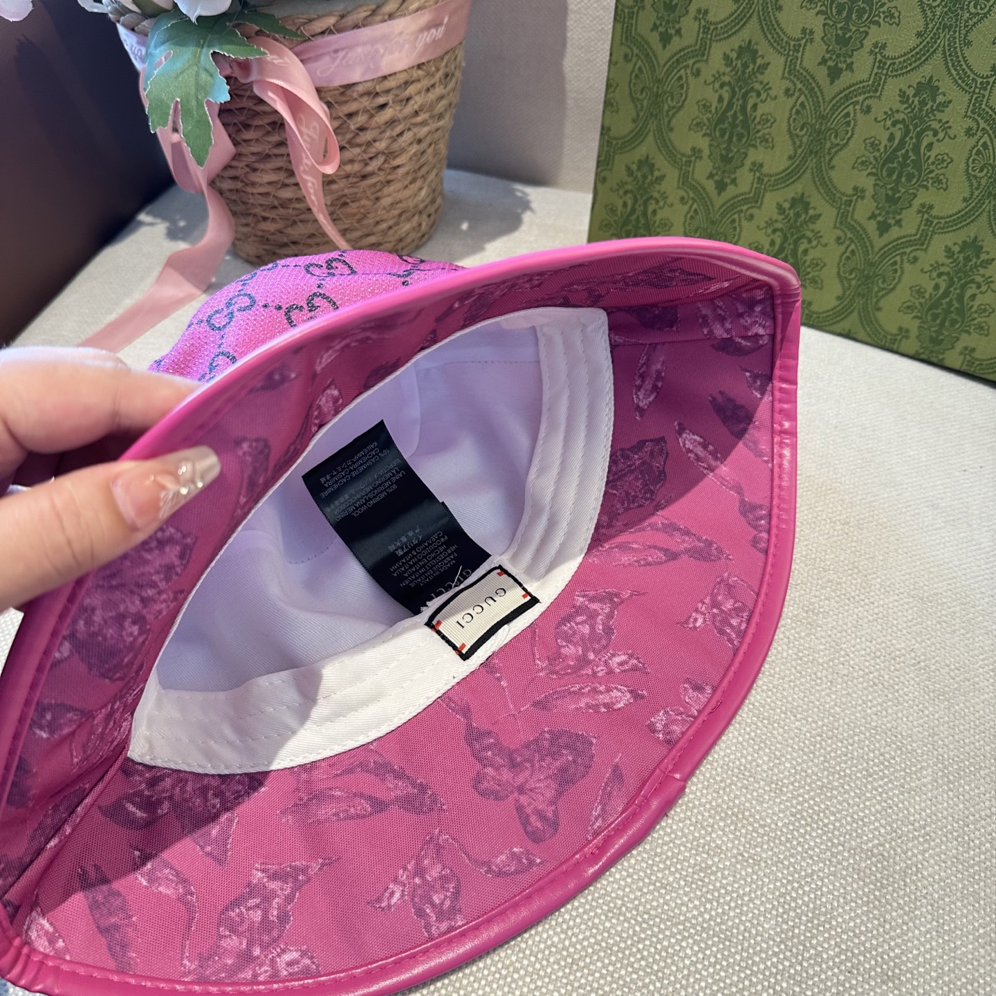 原单品质GUCCI古奇渔夫帽👒官网新品Gucci渔夫帽火爆来袭 工艺非常精美 高档大气上档次！低调奢华，