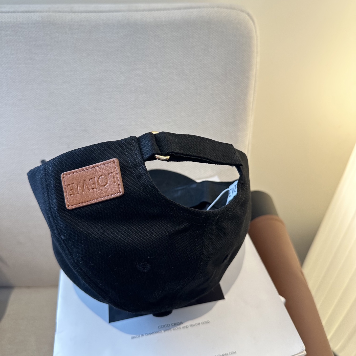 LOEWE【罗意威】新款刺绣棒球帽，专柜同步出货，大牌款超好搭配，赶紧入手