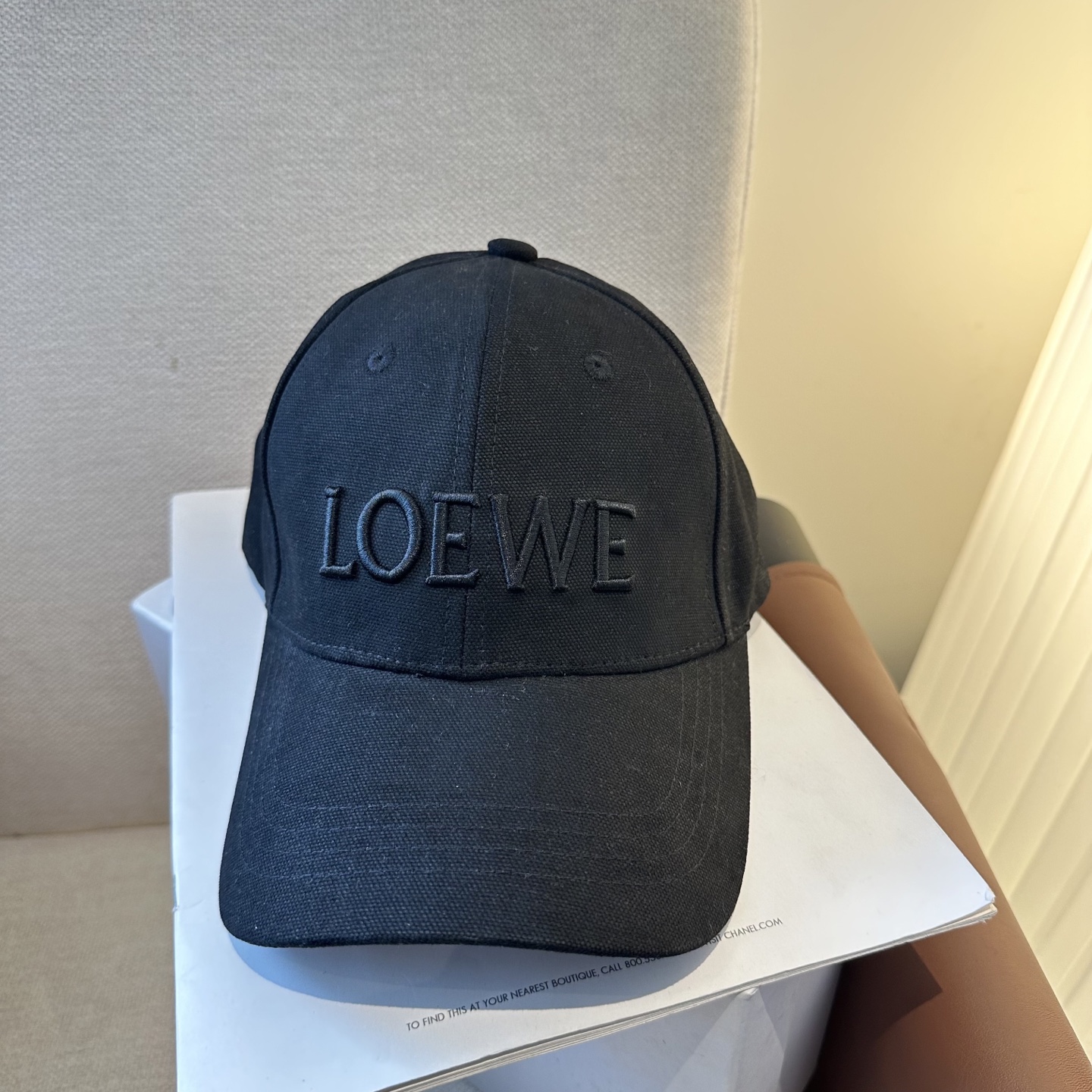LOEWE【罗意威】新款刺绣棒球帽，专柜同步出货，大牌款超好搭配，赶紧入手