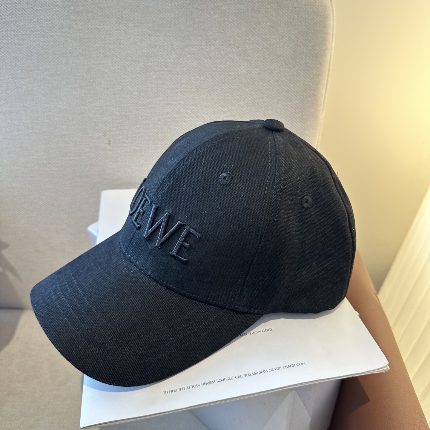 LOEWE【罗意威】新款刺绣棒球帽，专柜同步出货，大牌款超好搭配，赶紧入手