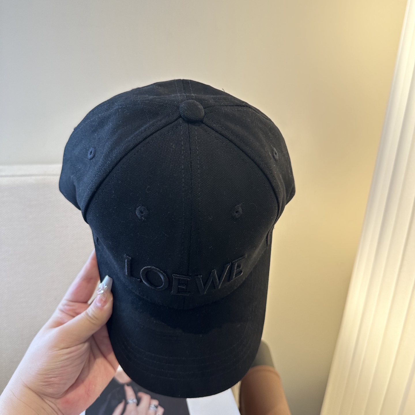 LOEWE【罗意威】新款刺绣棒球帽，专柜同步出货，大牌款超好搭配，赶紧入手