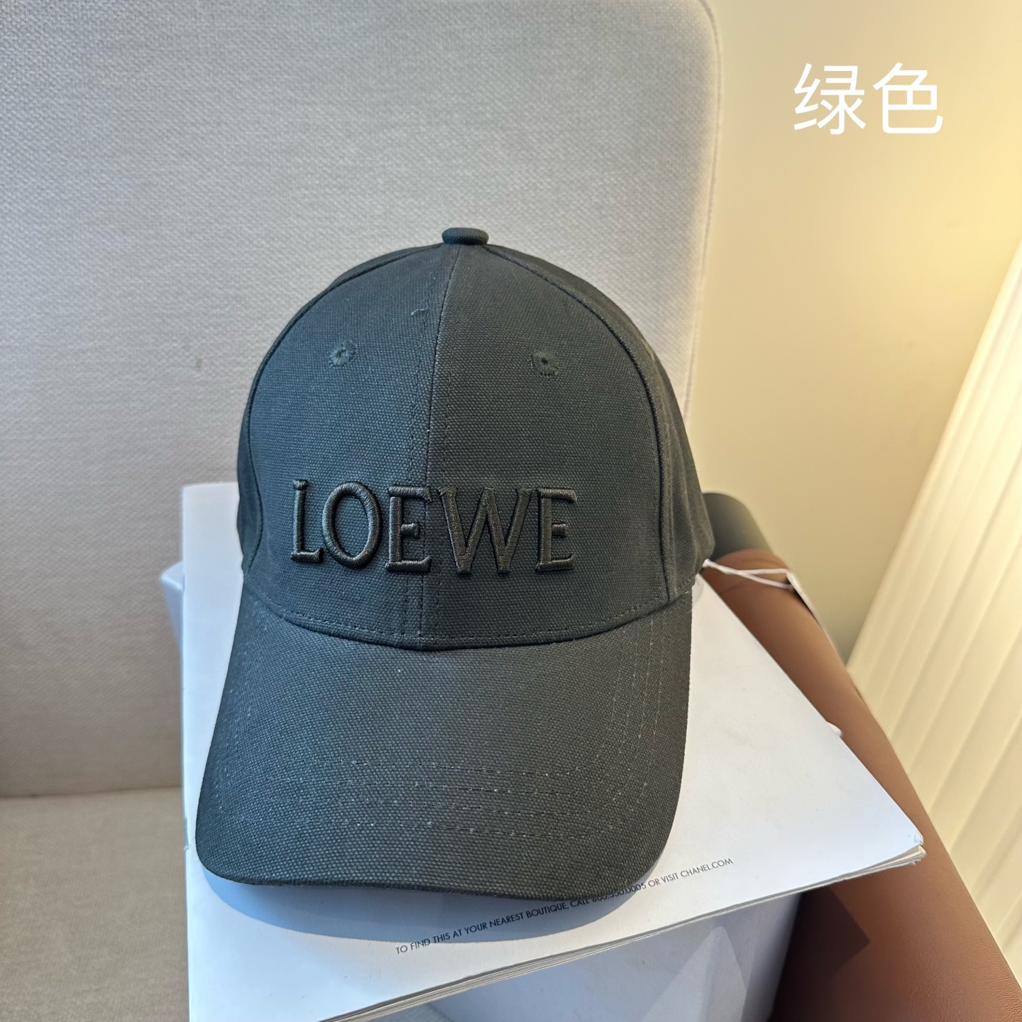 LOEWE【罗意威】新款刺绣棒球帽，专柜同步出货，大牌款超好搭配，赶紧入手