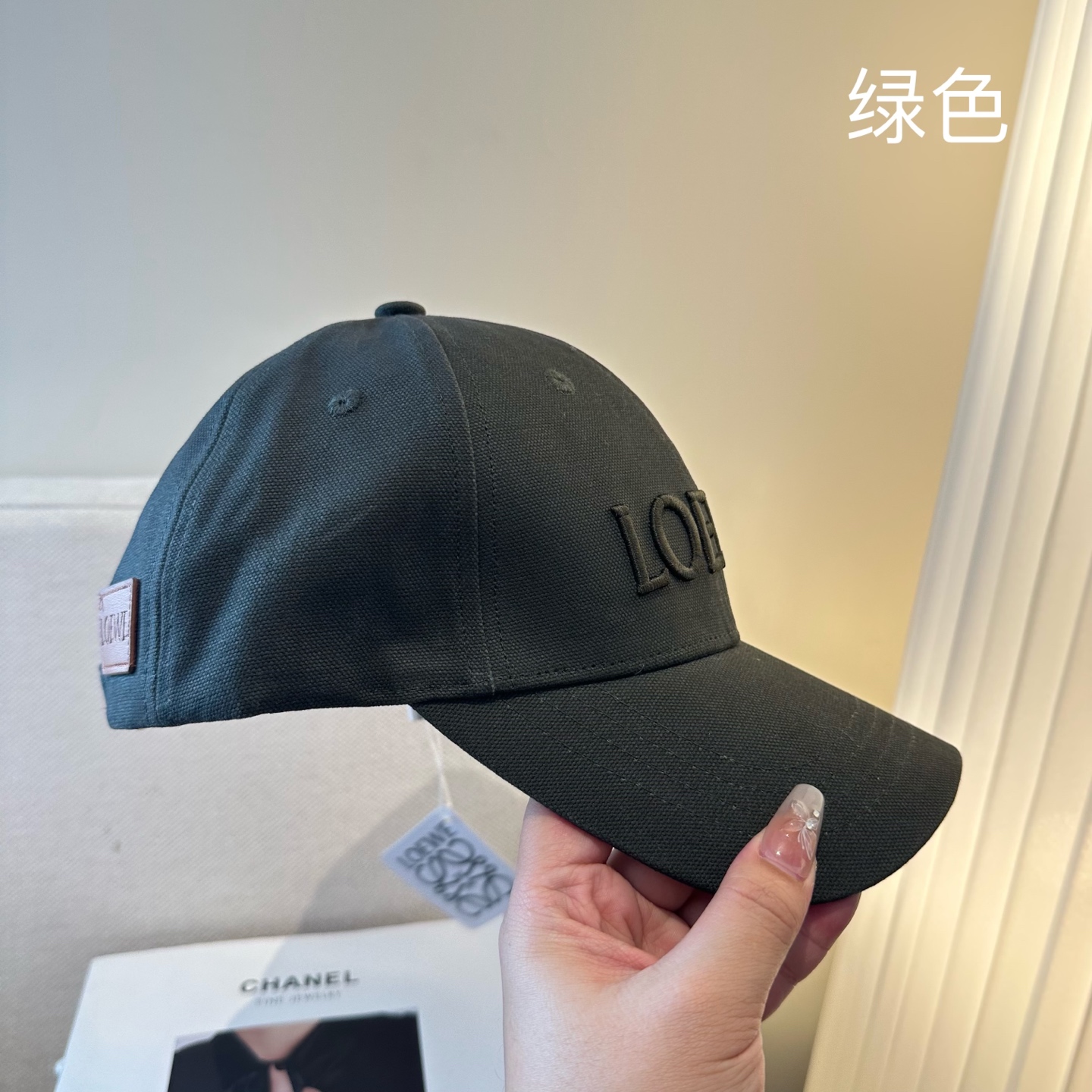 LOEWE【罗意威】新款刺绣棒球帽，专柜同步出货，大牌款超好搭配，赶紧入手