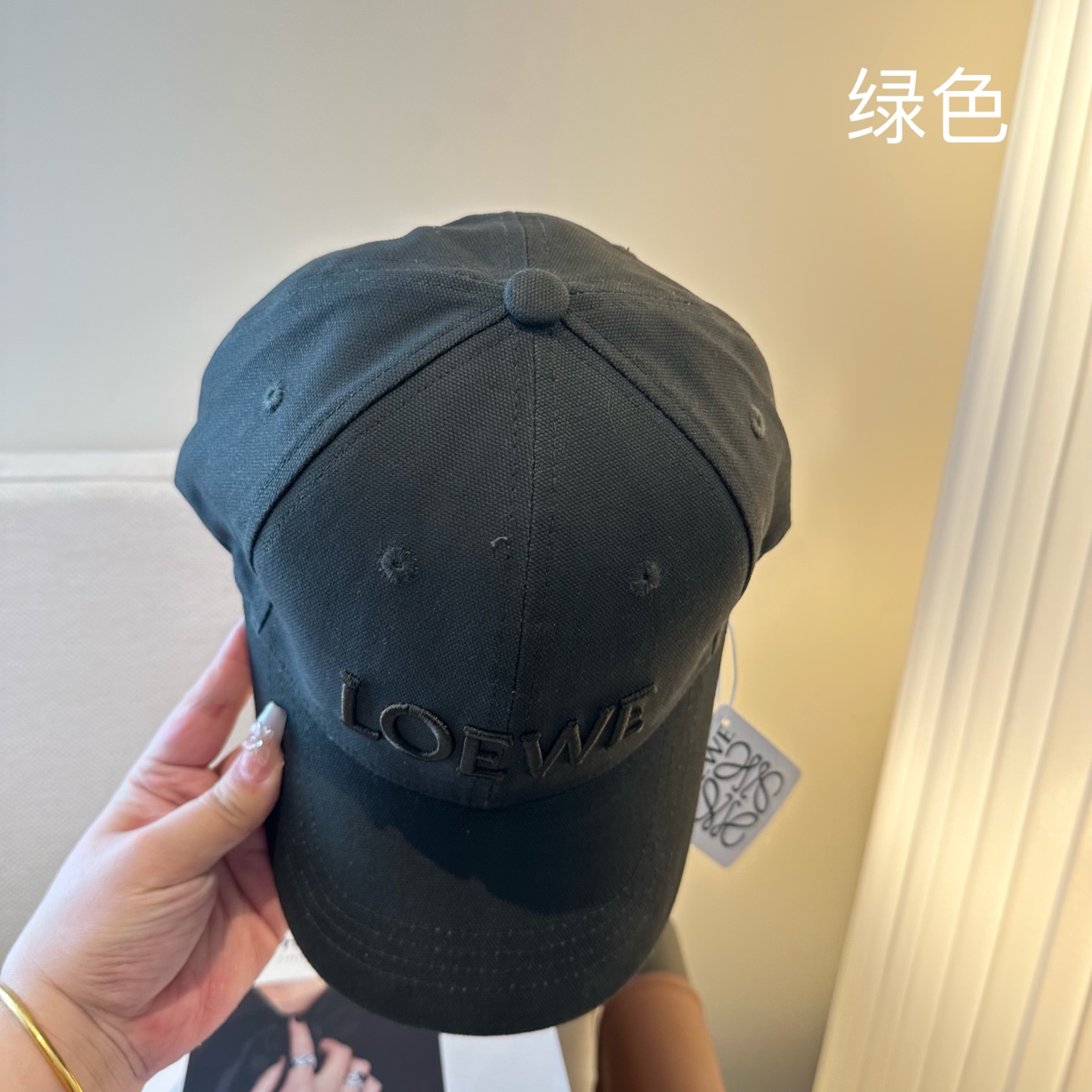 LOEWE【罗意威】新款刺绣棒球帽，专柜同步出货，大牌款超好搭配，赶紧入手