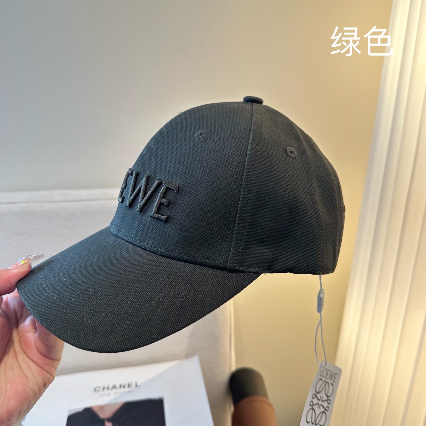 LOEWE【罗意威】新款刺绣棒球帽，专柜同步出货，大牌款超好搭配，赶紧入手