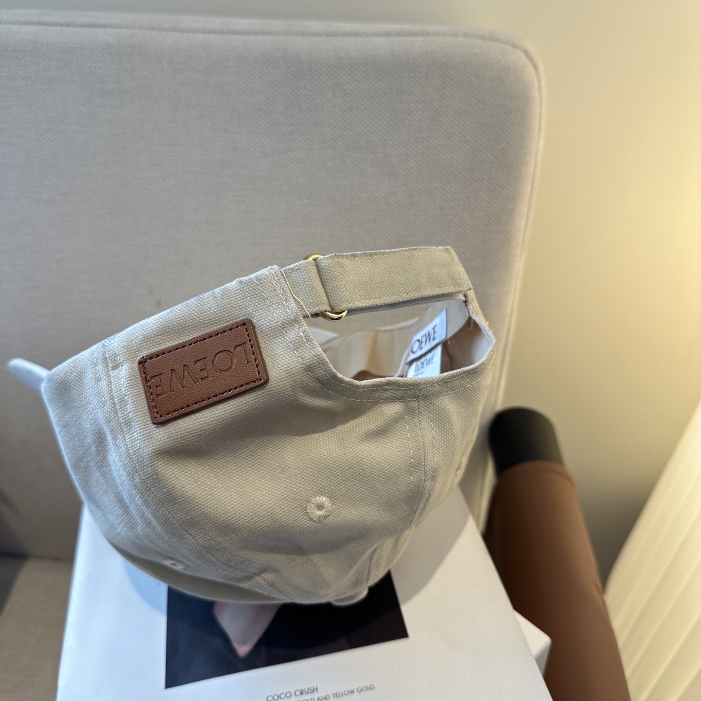 LOEWE【罗意威】新款刺绣棒球帽，专柜同步出货，大牌款超好搭配，赶紧入手