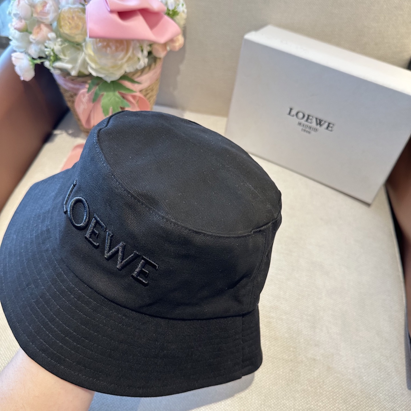 LOEWE罗意威 专柜新品渔夫帽，原单品质，内标齐全，头围57cm