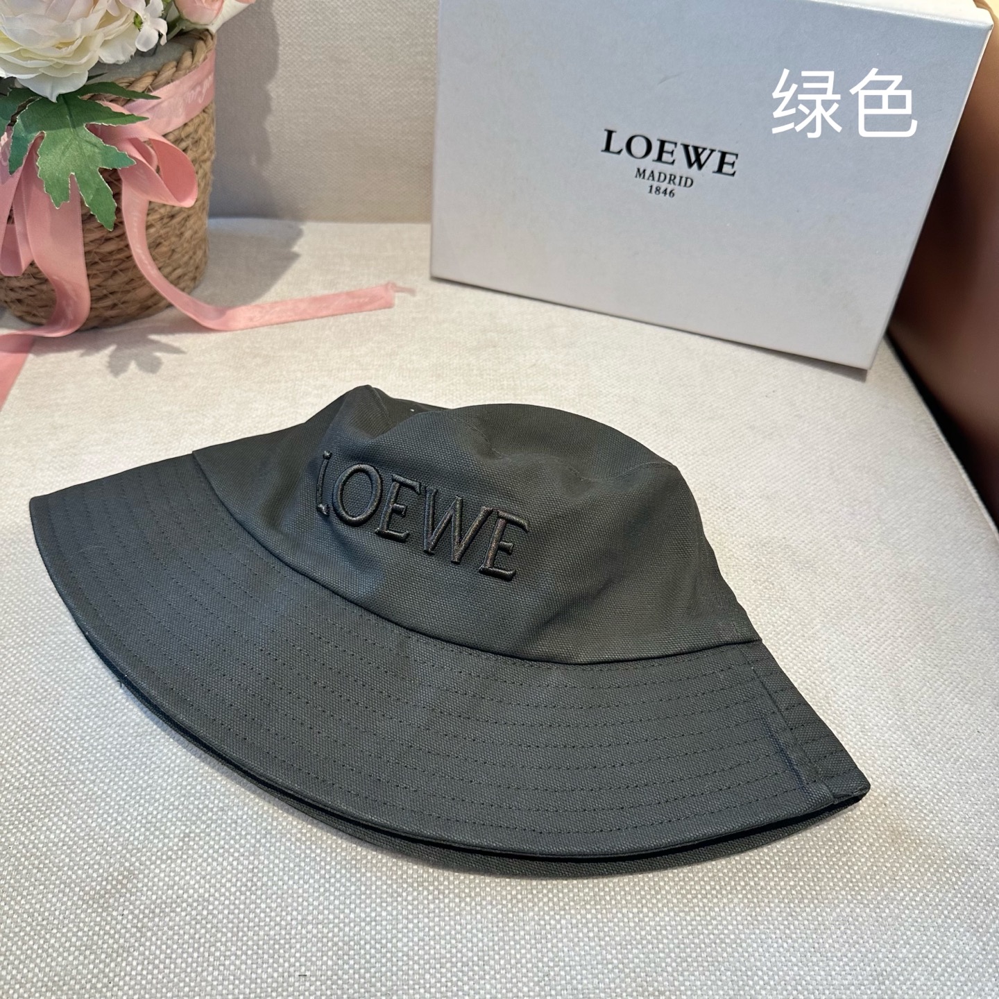 LOEWE罗意威 专柜新品渔夫帽，原单品质，内标齐全，头围57cm